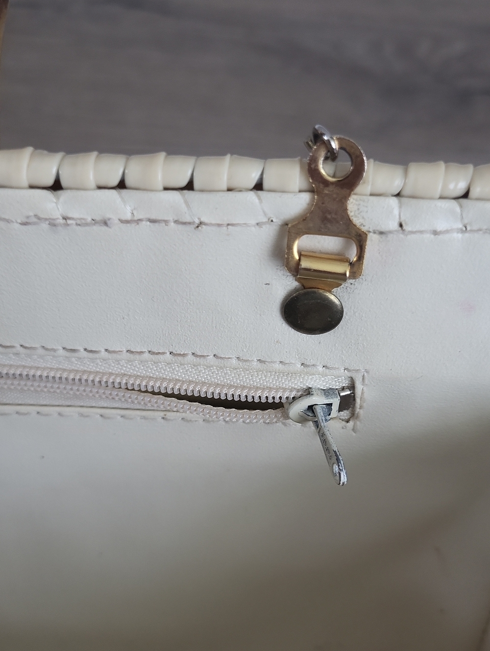 Vintage 90s Does 1950s Woven Cream Clamshell Clutch Bag - Picture 14 of 15